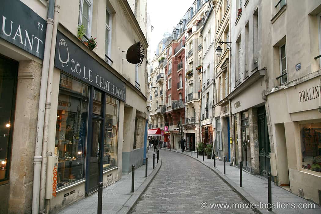 Midnight-In-Paris-Rue-Galande